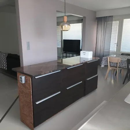 Ristimaeenkatu Διαμέρισμα *